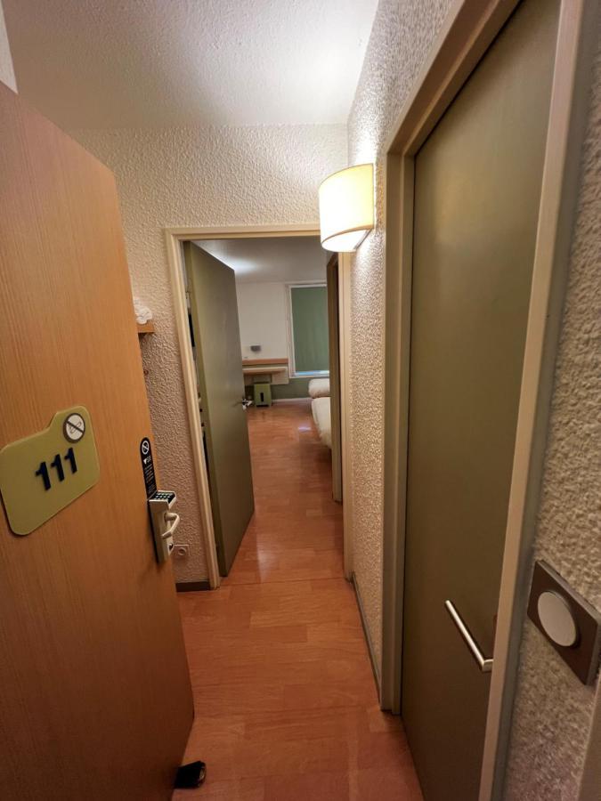 Ibis Budget Marseille Est Porte D'Aubagne ภายนอก รูปภาพ